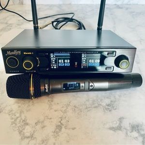 Moukey Wireless Microphone/260 Channels Dual Handheld Dynamic Karaoke Microphone